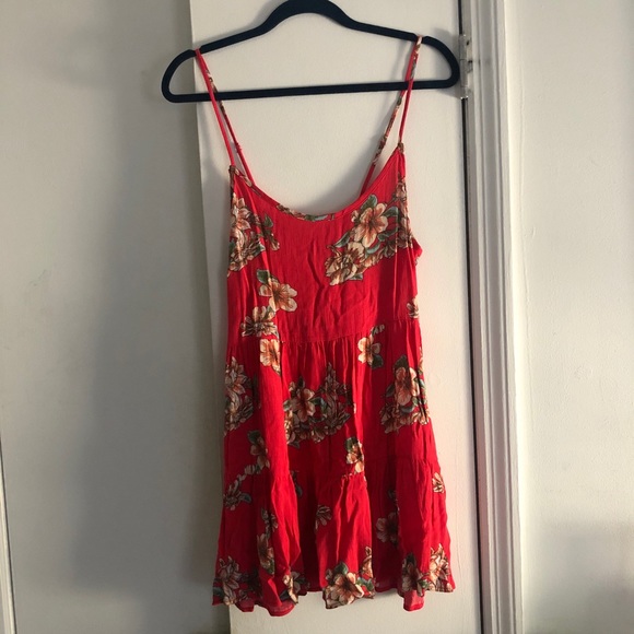 Lulus Dresses & Skirts - Lulus spaghetti strap Hawaiian dress